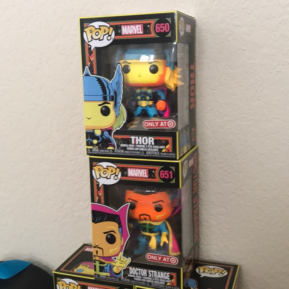 Funko Pop! Marvel-blacklight collection NWT - Picture 5 of 5